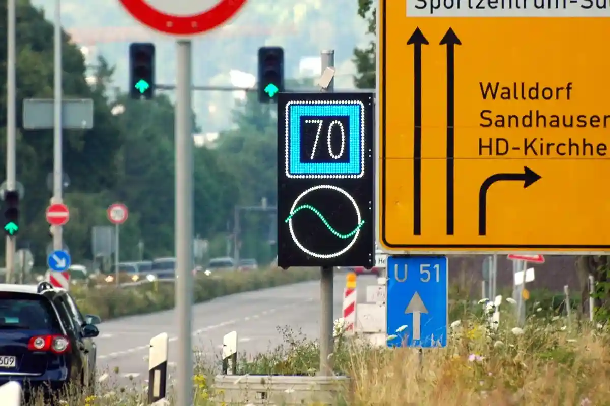 Новый дорожный знак в Германии, который вызывает путаницу