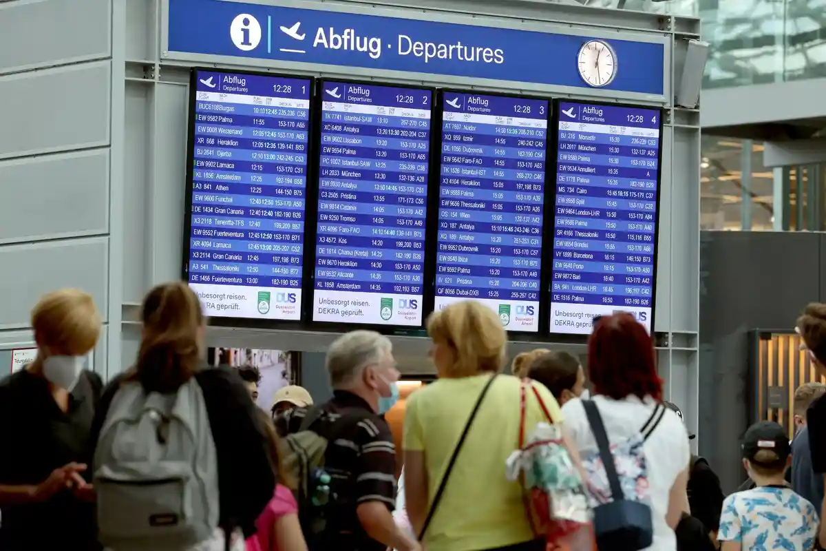 Аэропорты пообещали более стабильную работу летом