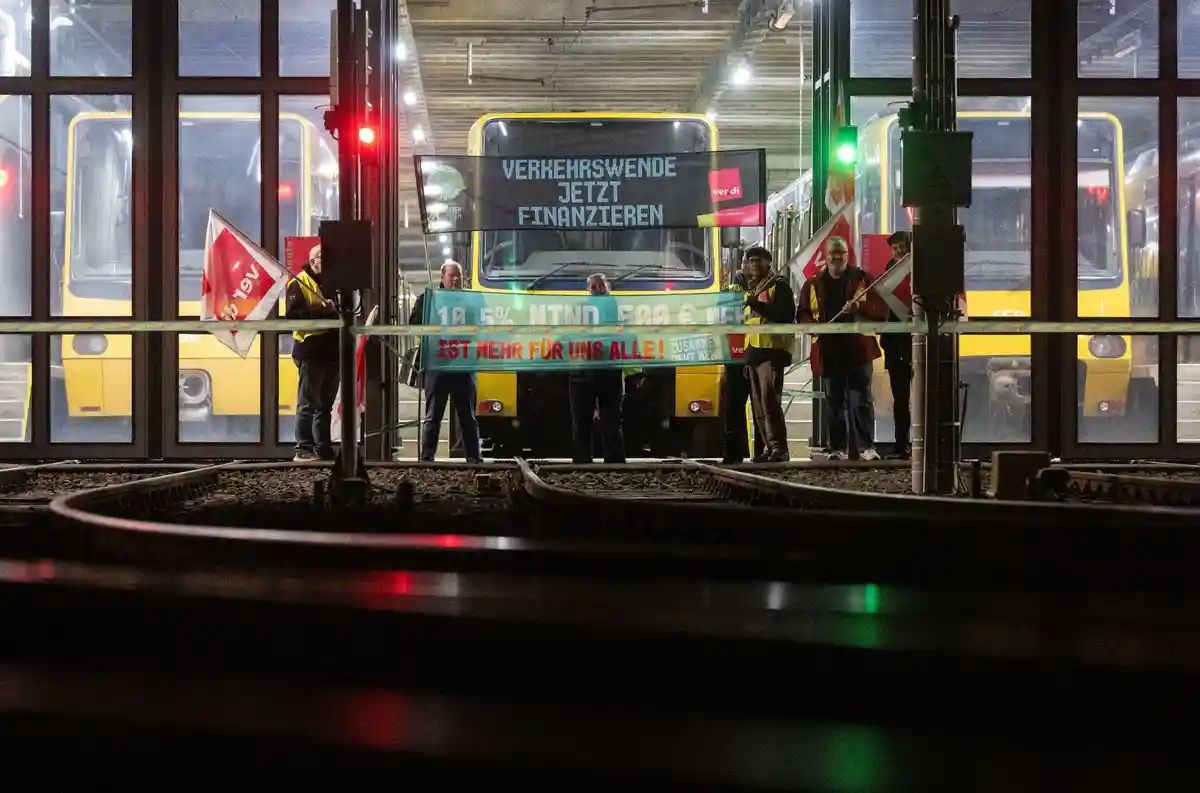 Предупредительная забастовка в местном транспорте - Штутгарт
