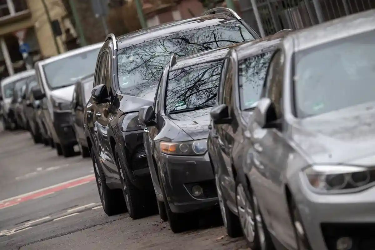 Могут ли в Германии ввести плату за парковку для внедорожников