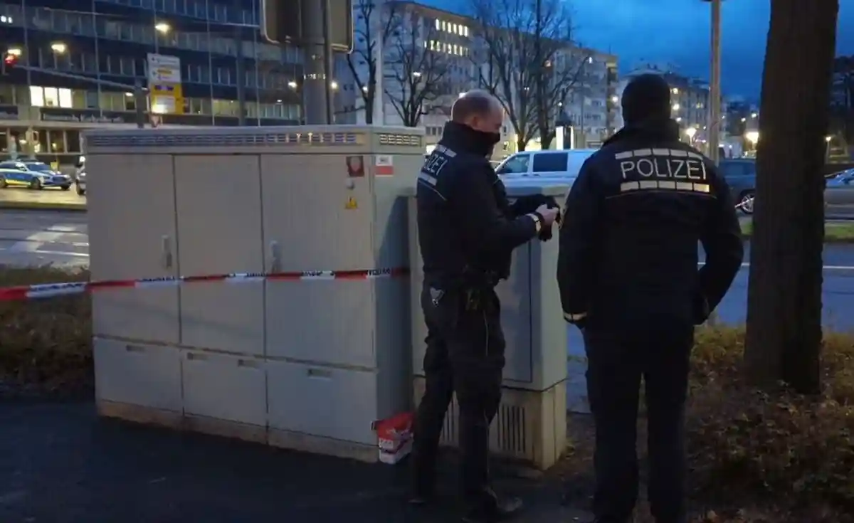 Действия полиции из-за возможного захвата заложников в Карлсруэ