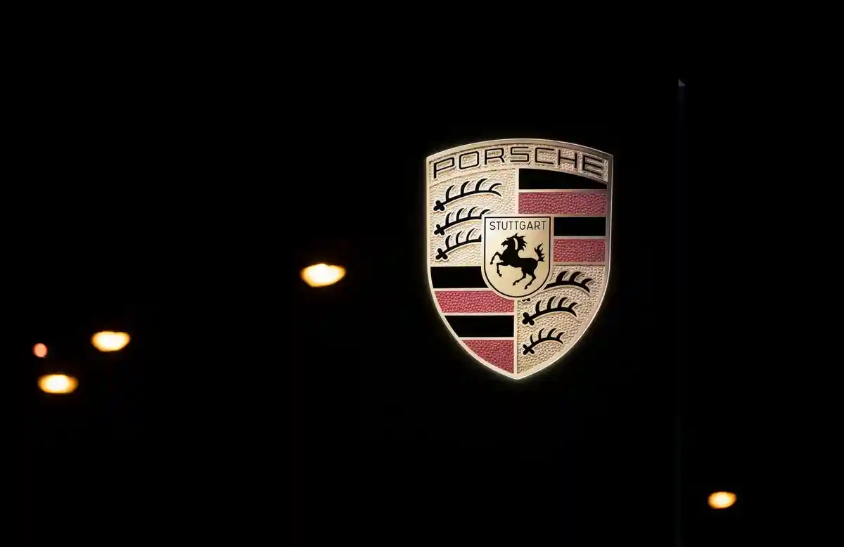 Логотип компании Porsche AG