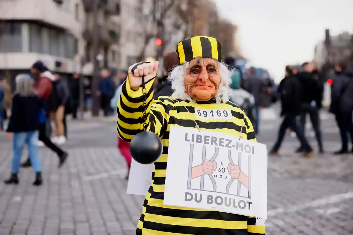 Пенсионная реформа: в Париже новые столкновения