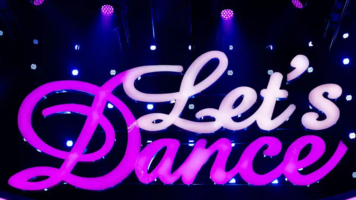 Танцевальное шоу "Let's Dance