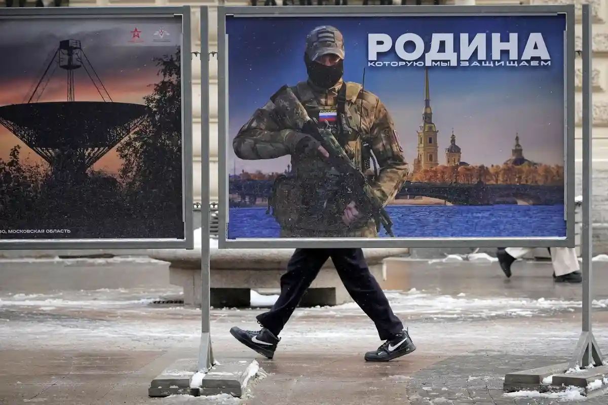 Россия продлевает срок обязательной военной службы