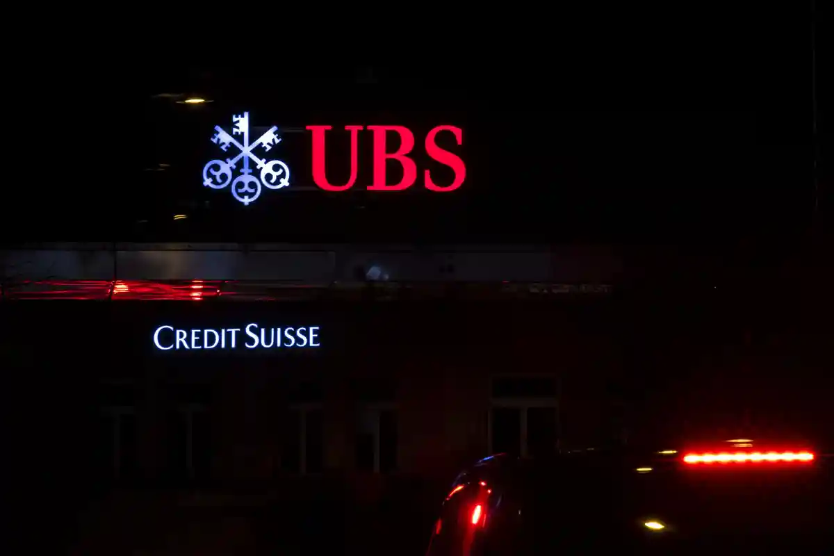 UBS и Credit Suisse ведут консультации о возможном поглощении?
