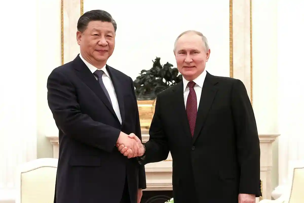 Путин принимает в Кремле главу КНР Си Цзиньпина