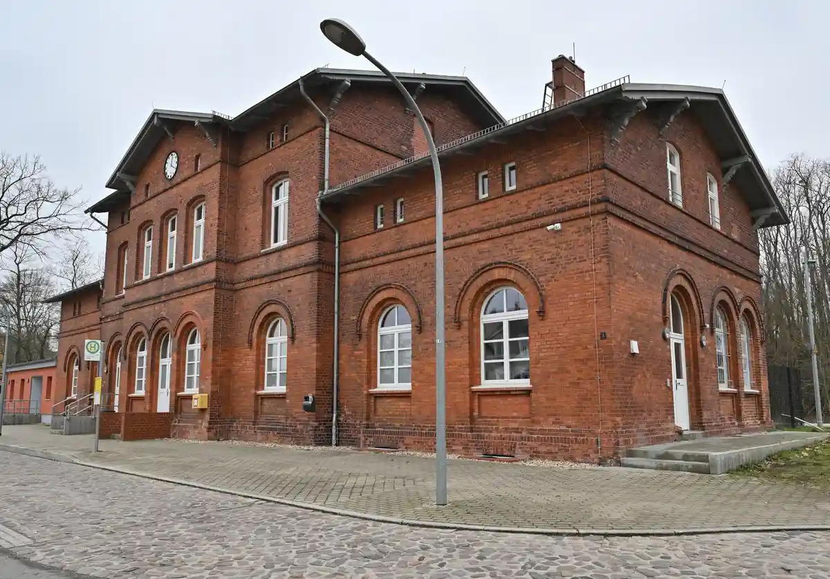 Старый железнодорожный вокзал в Зеелоу стал музеем