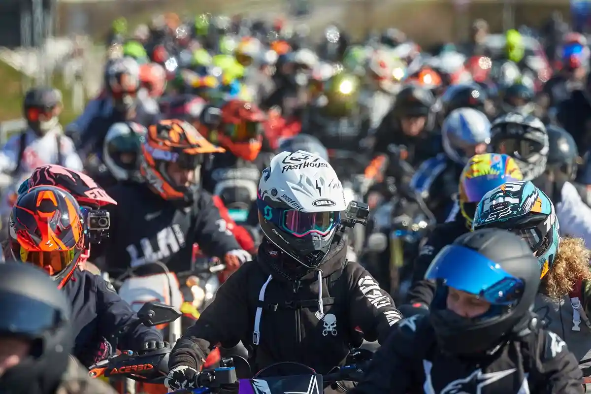 На "Анлассен" Нюрбургринг ожидает до 20 000 мотоциклов