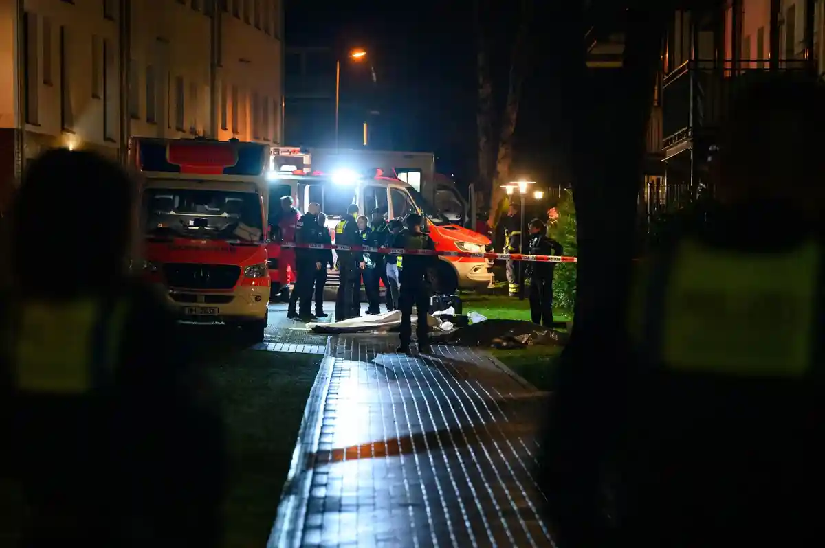 Стрельба в Гамбурге : два человека погибли