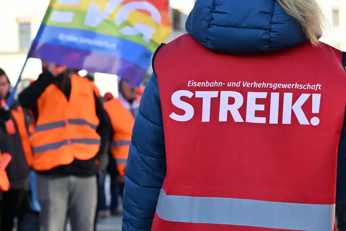 Предупредительные забастовки в Германии - Эрфурт