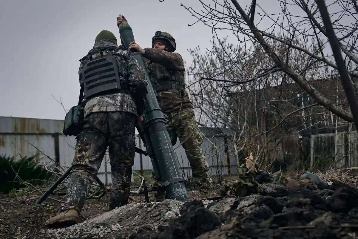Война в Украине: Зеленский призвал украинцев поддержать солдат