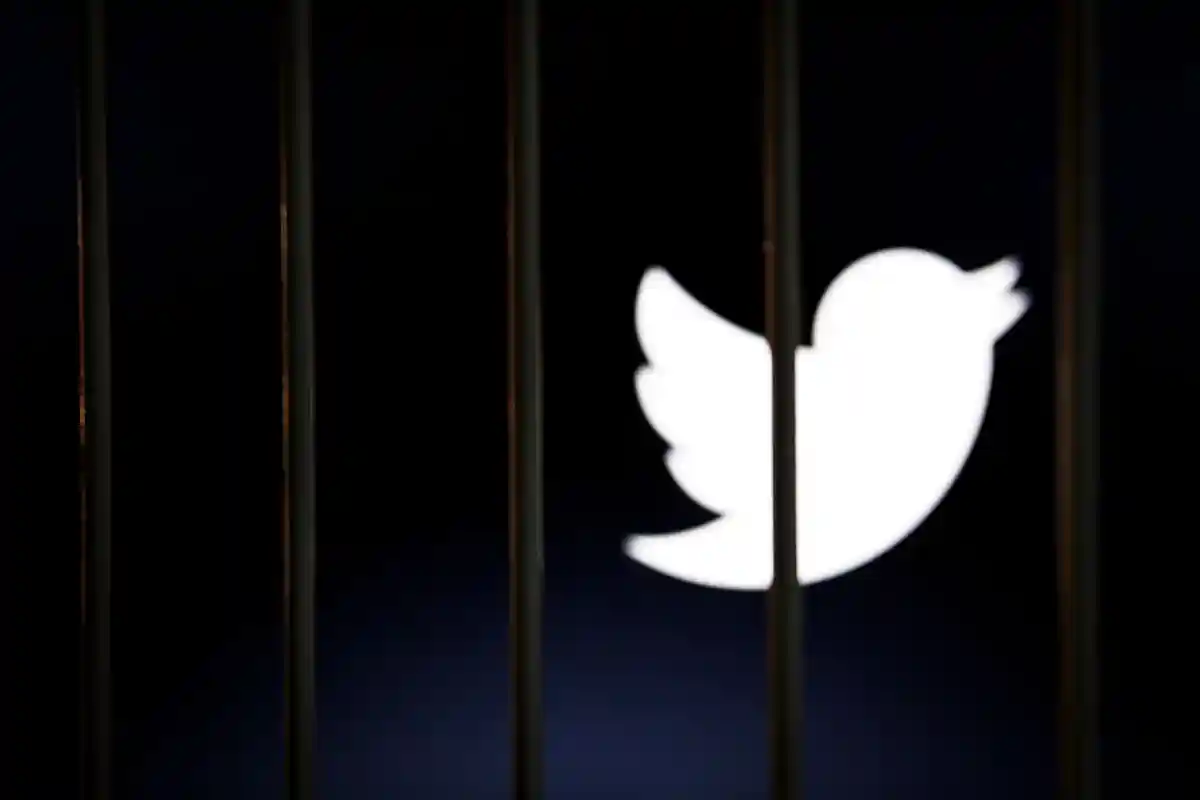 Twitter: ограничения для пользователей без подписки