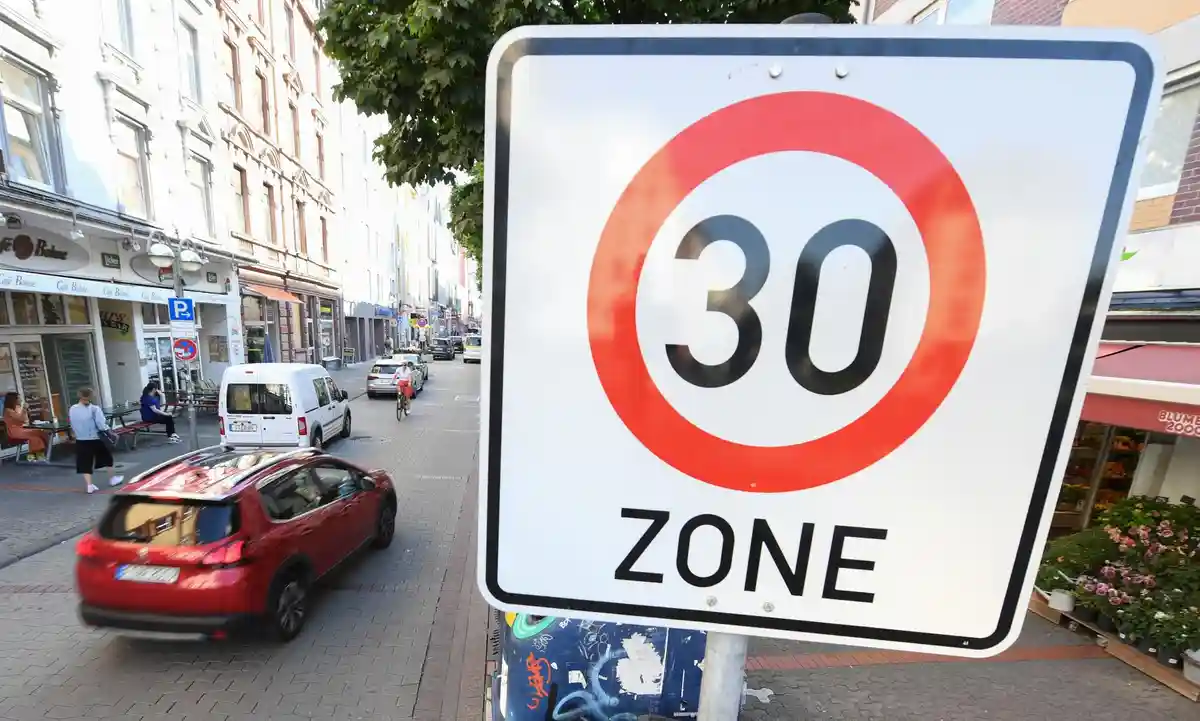 Министр поддерживает увеличение скорости движения до 30 км/ч в Нижней Саксонии