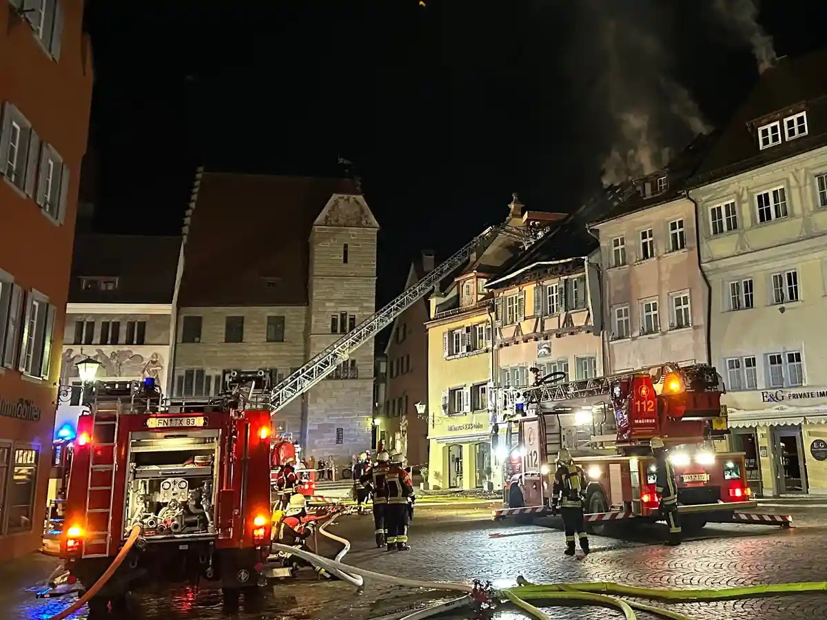 Несколько зданий в Уберлингене сильно пострадали от пожара