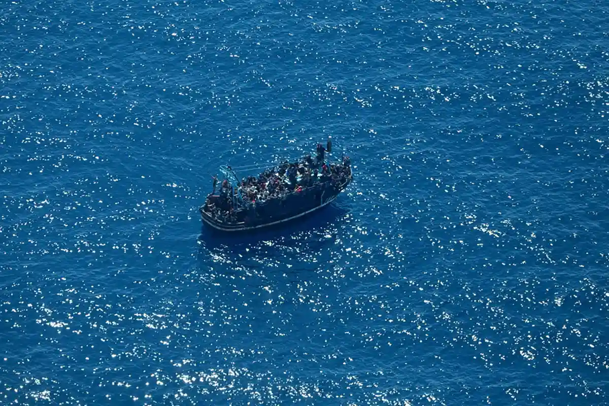Береговая охрана Италии спасла 600 мигрантов