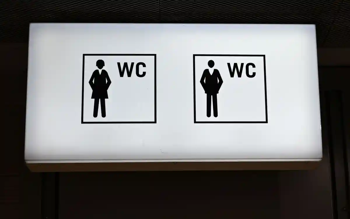 Общественные туалеты в городах: Дорого но необходимо