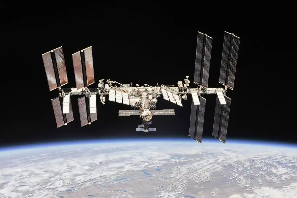 Роскосмос продолжит участие в работе МКС до 2028 года