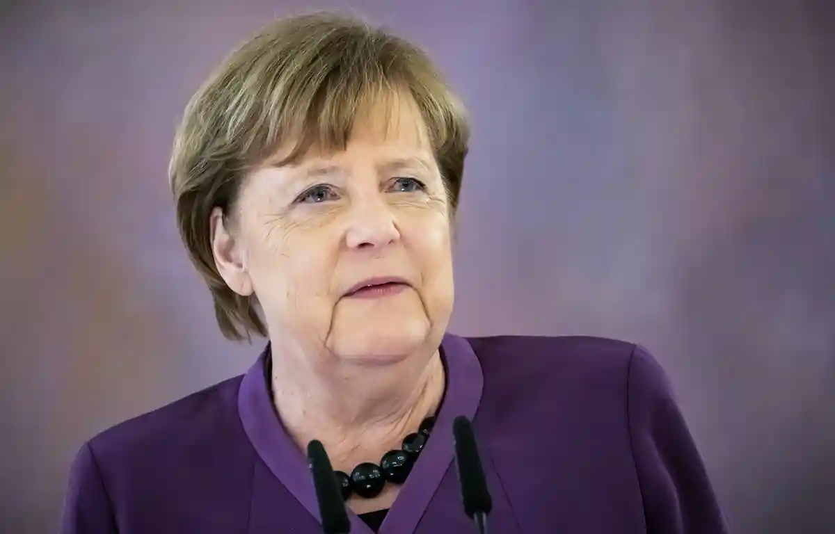 Меркель отказывается брать ответственность за высокие рейтинги одобрения AfD