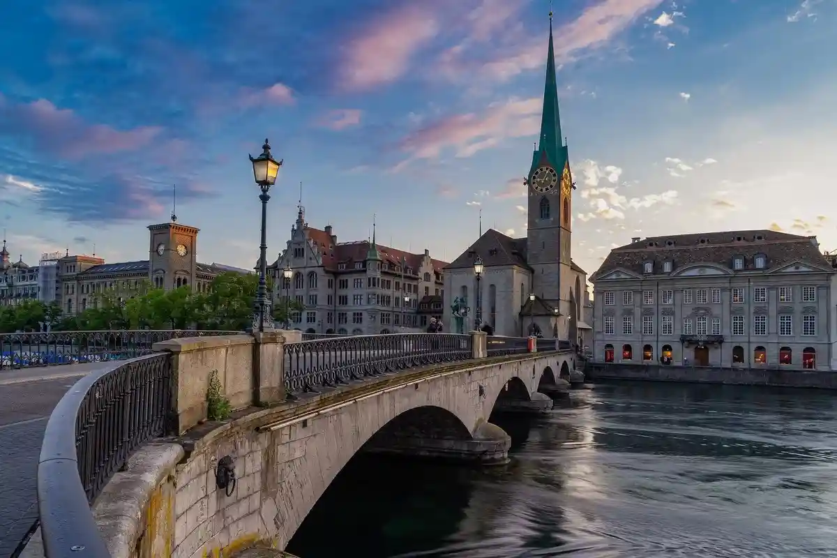Выходные в Пятидесятницу можно провести в Цюрихе. Фото: Sonyuser / pixabay.com