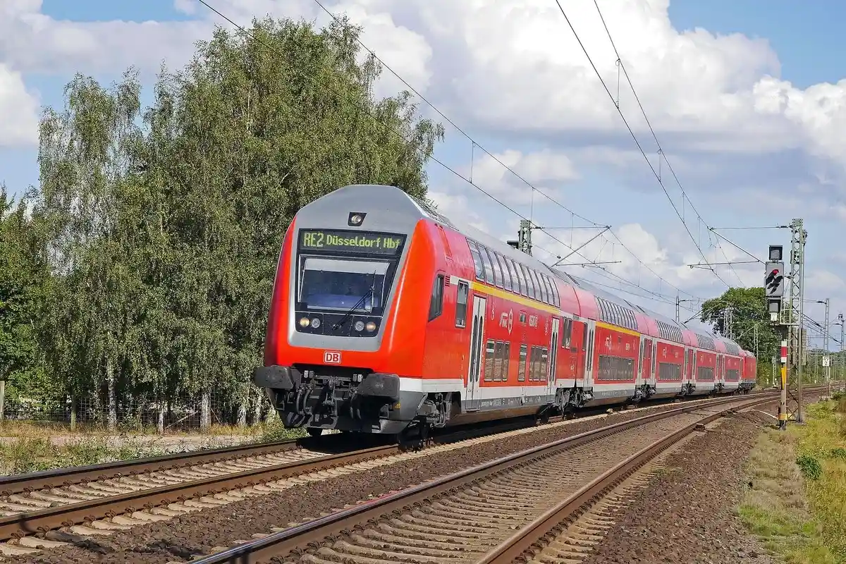 К забастовке железнодорожников подготовиться пассажирам необходимо заранее. Фото: hpgruesen / pixabay.com