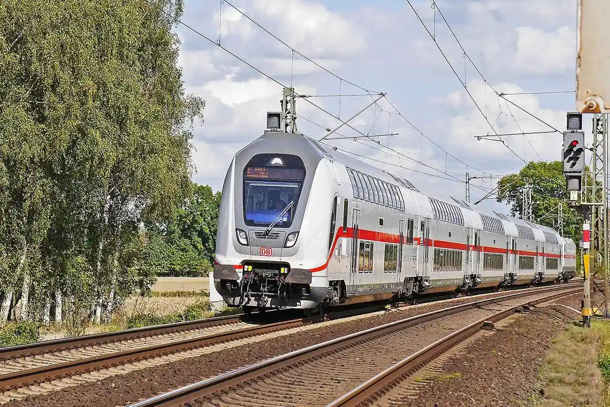 Deutsche Bahn, как лидер рынка, объявил, что изменения не затронут подавляющее большинство его клиентов. Фото: Pixabay.com / Erich Westendarp 