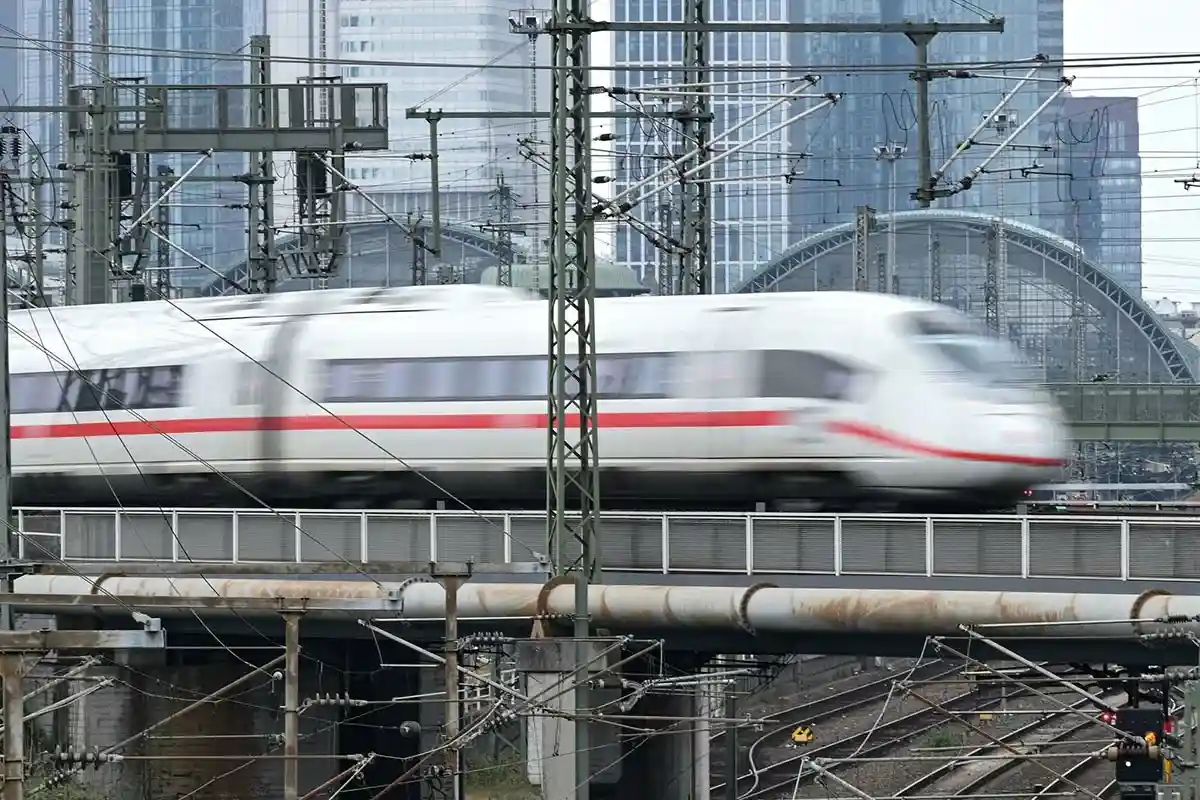 Спрос на билет за 49 евро обрушил сайт Deutsche Bahn