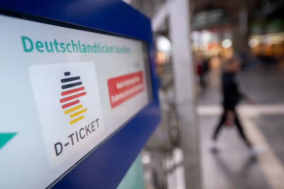 Спрос на билет за 49 евро обрушил сайт Deutsche Bahn. Фото: dpa