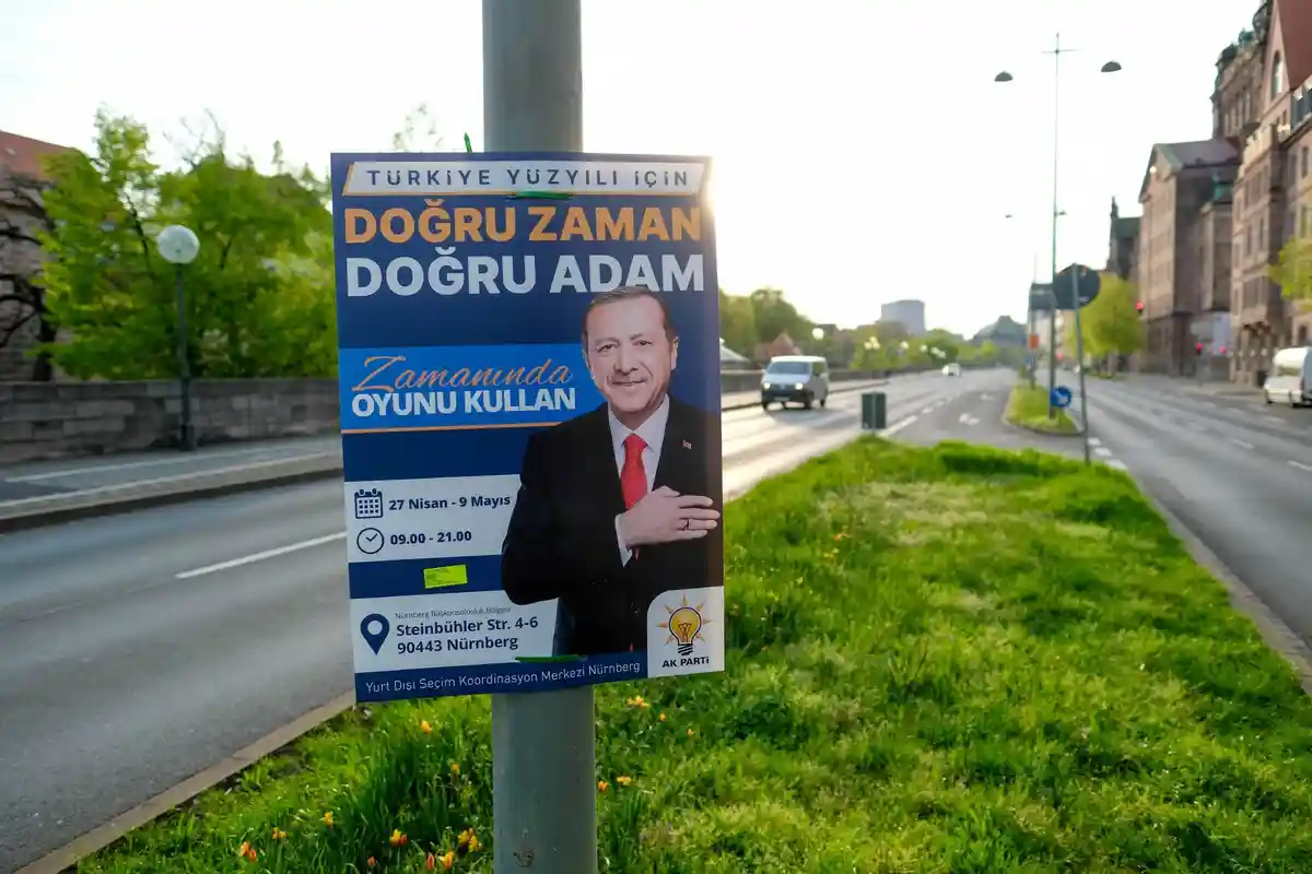 Выборы в Турции - Плакаты в Нюрнберге