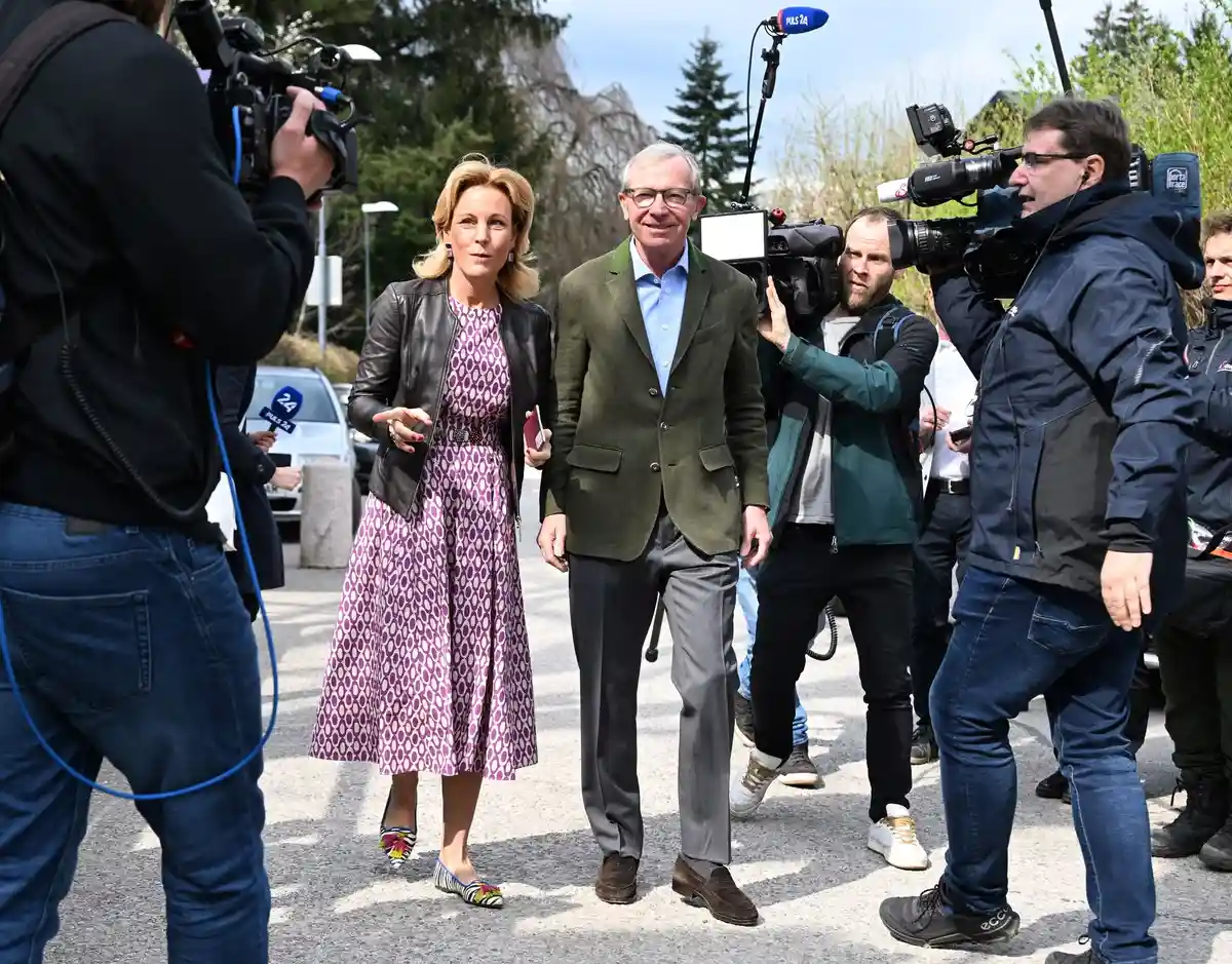 Консерваторы ведут переговоры о государственной коалиции с FPÖ