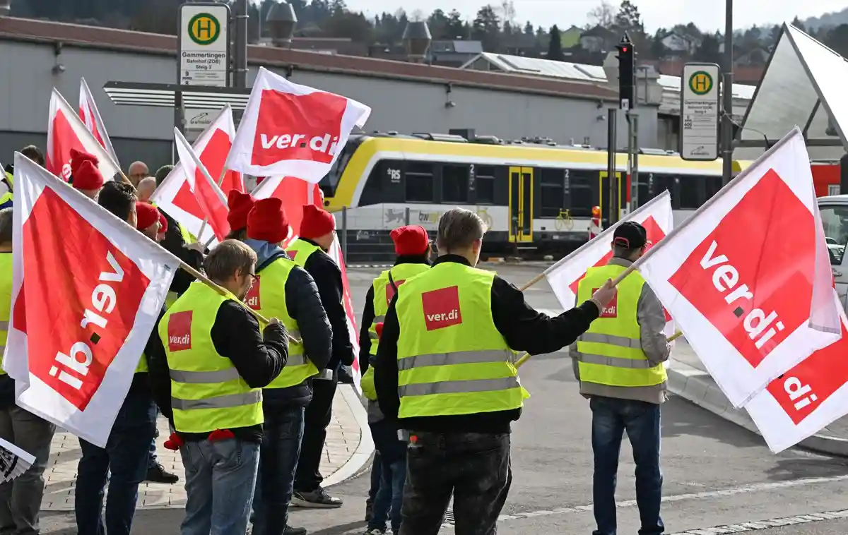 Предупредительная забастовка в транспортных компаниях
