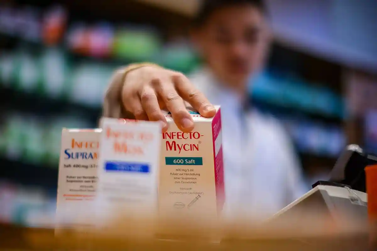 Фармацевтам разрешили импортировать детские соки с антибиотиками