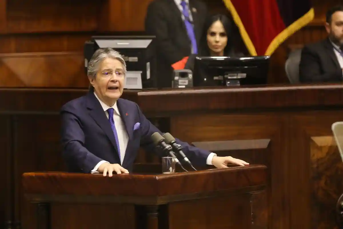 Президент Эквадора Гильермо Лассо распустил парламент