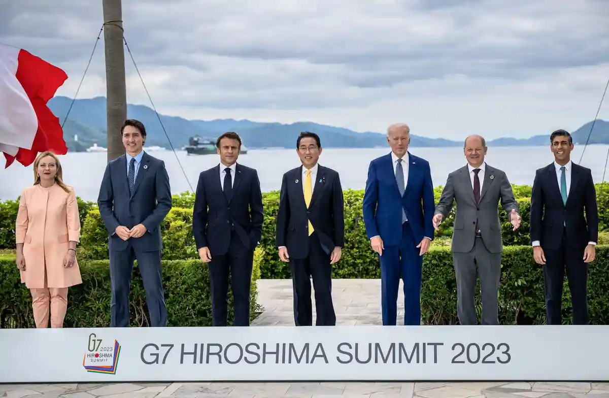Страны G7 обсудили ИИ и демократию