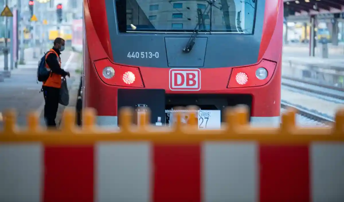 Движение поездов в Мюнхене возобновилось.