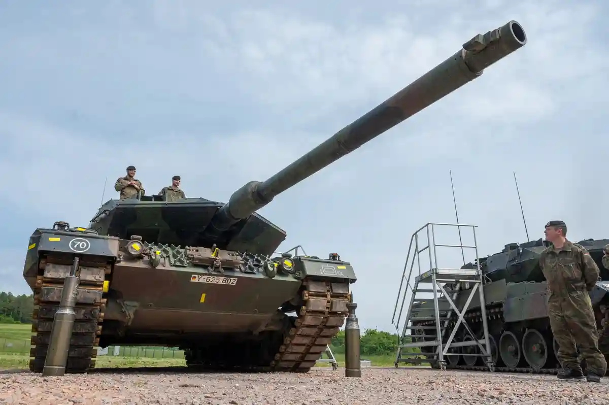 Германия и Франция: совместный проект боевого танка. Фото: Armin Weigel/dpa