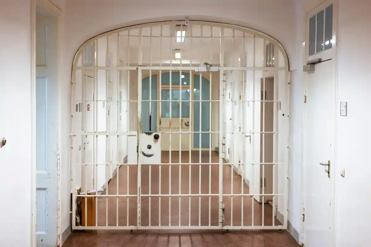 В тюрьме Бютцов умер заключенный