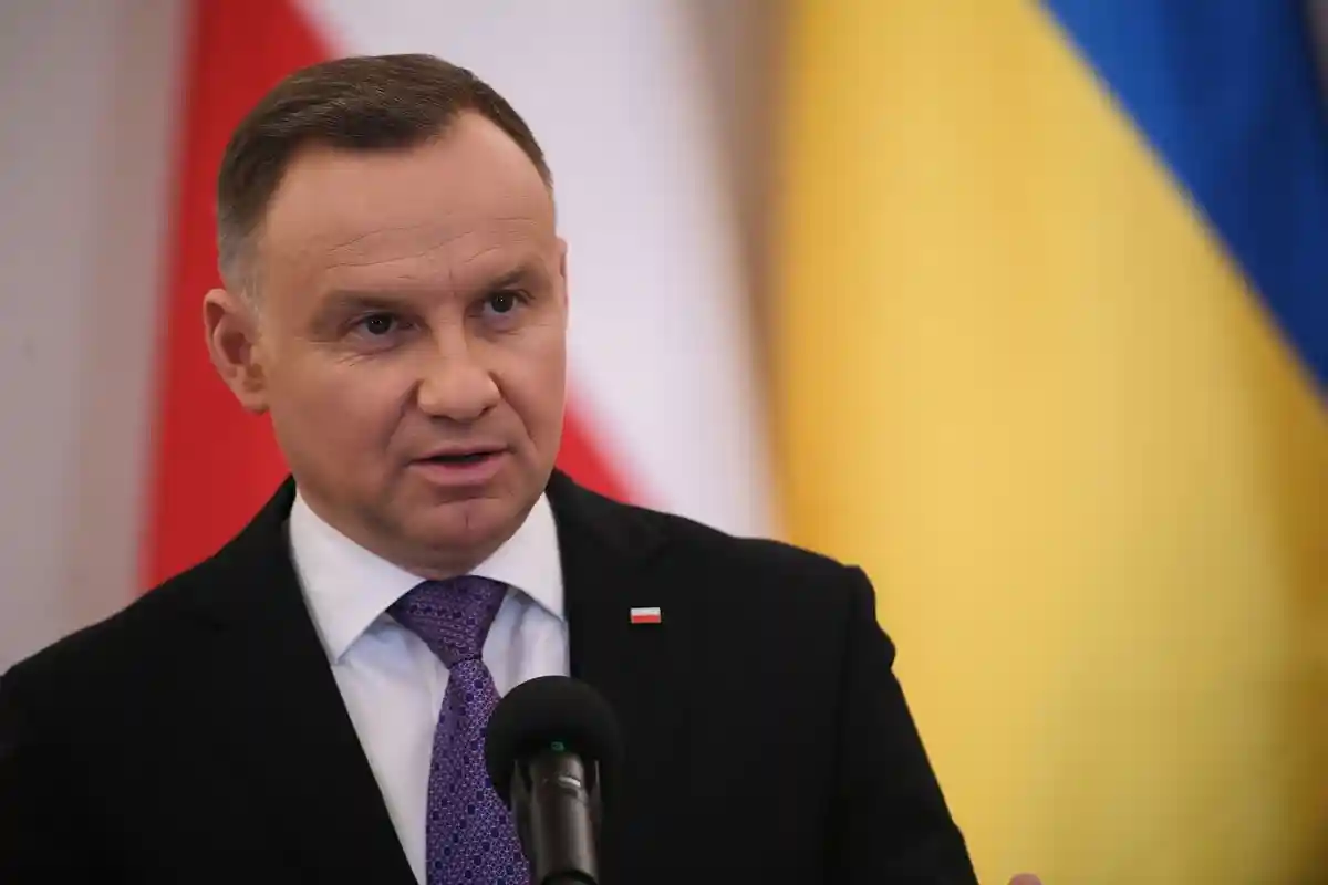 Закон о влиянии России: ЕС и США критикуют Польшу