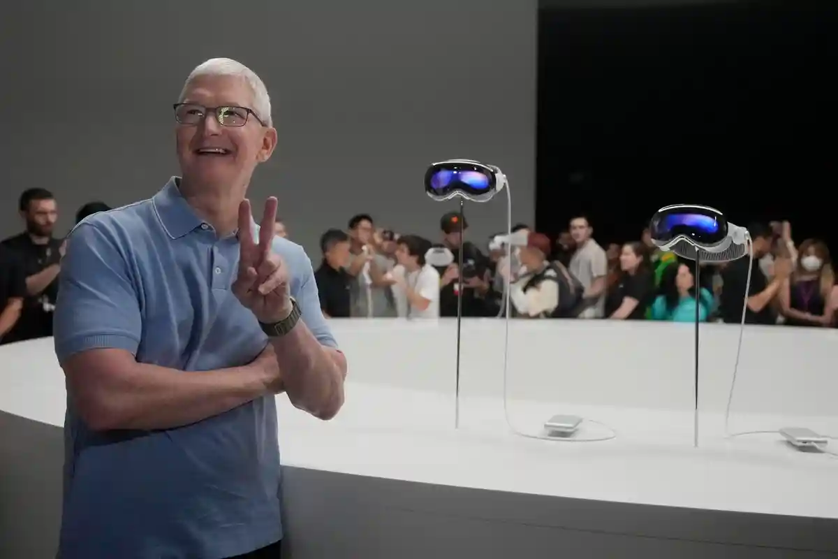 Босс Apple делает ставку на Vision Pro