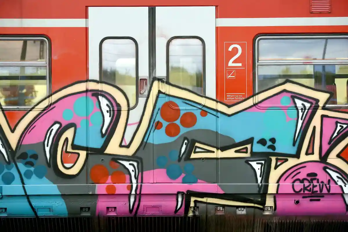 Стало больше вандализма на вокзалах и в поездах
