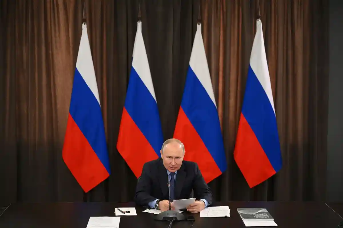 Путин о российской экономике на международном форуме