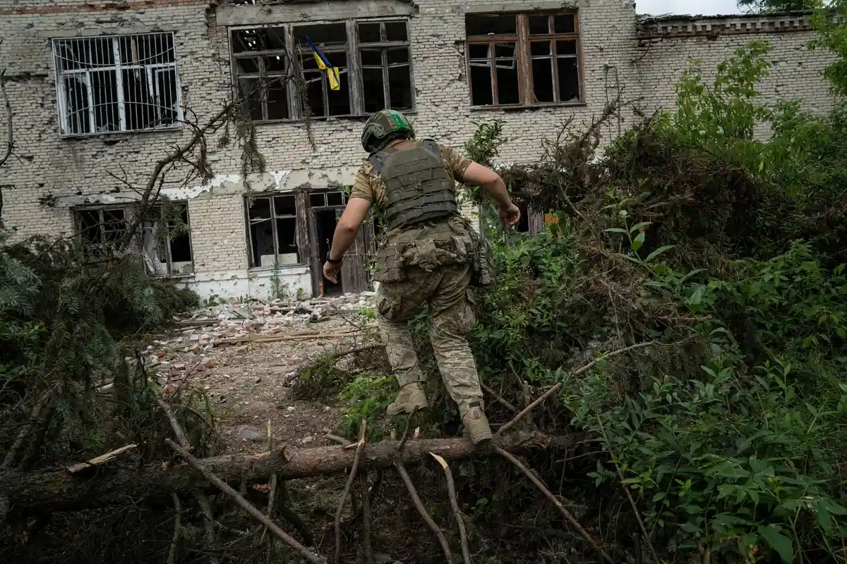 Война в Украине: Селенский считает наступление успешным