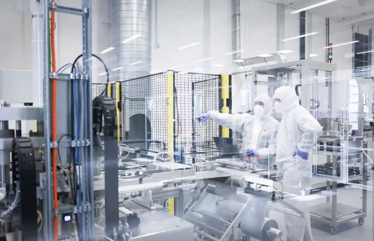 Компания Lion Smart открыла завод в Хильдбургхаузене