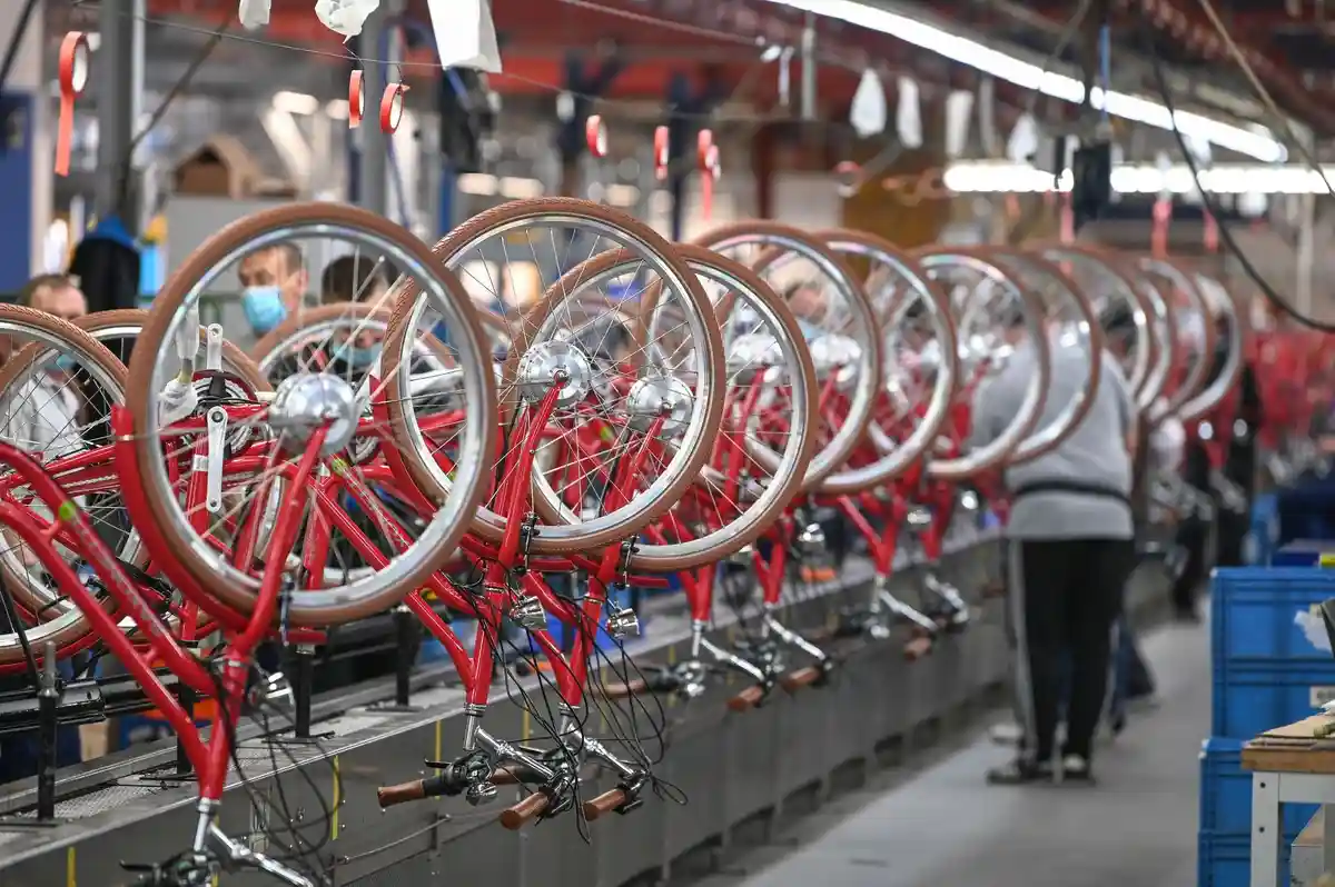 Бум электронных велосипедов стимулирует производство в ЕС