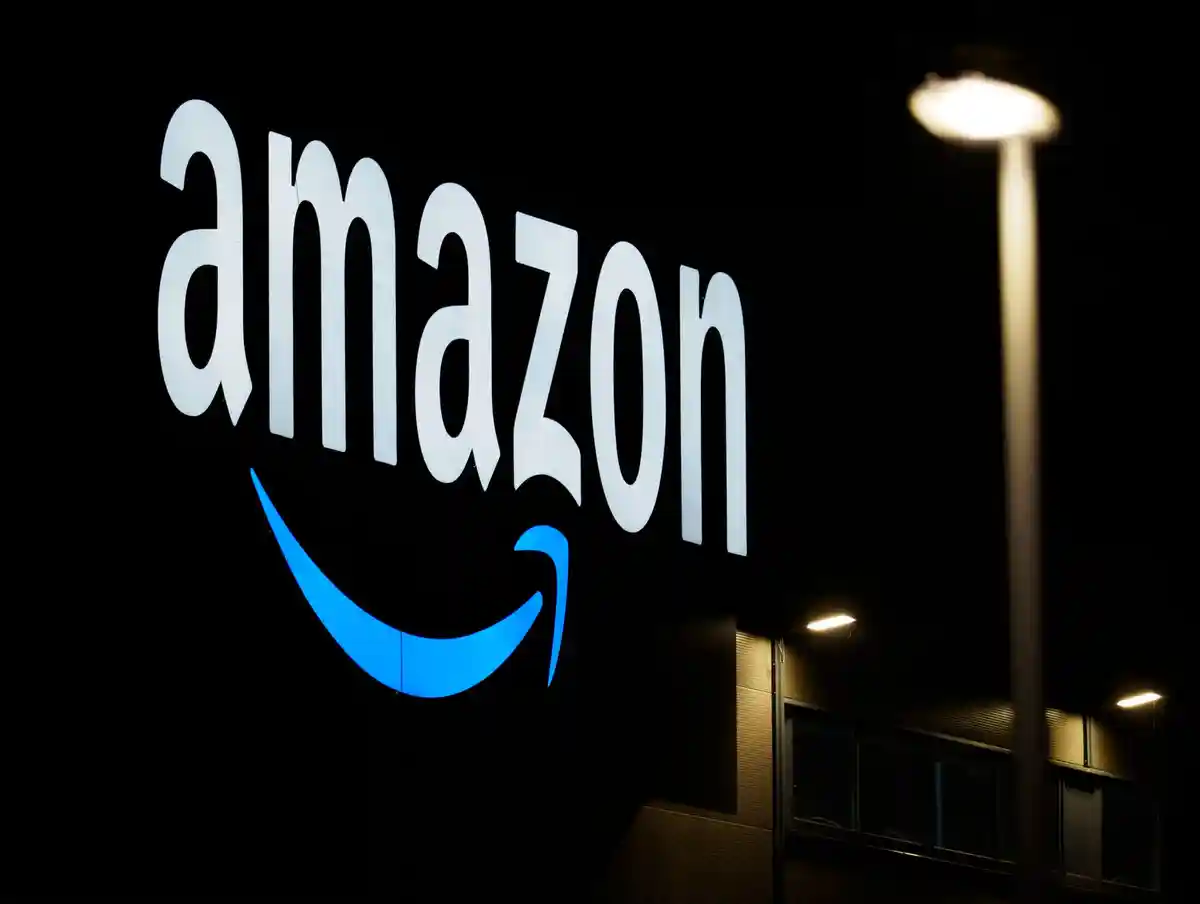 Amazon окажет поддержку сотрудникам в Бризеланге