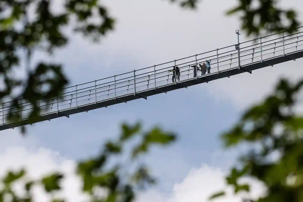 Самый длинный подвесной мост в Германии