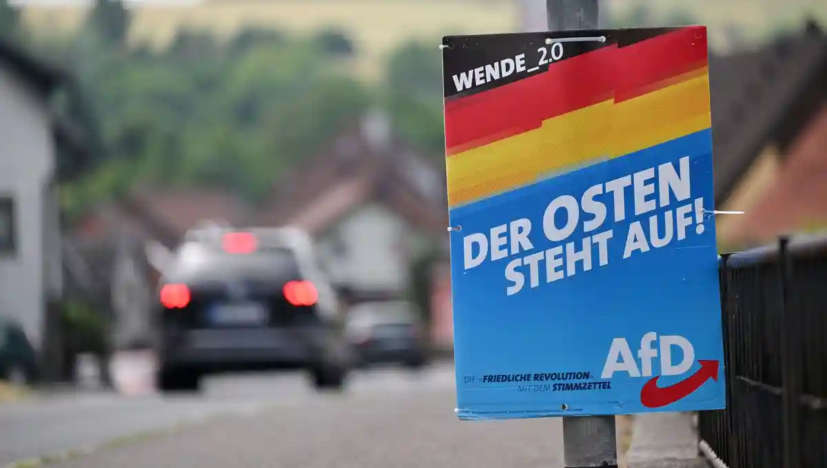 AfD в Тюрингии набирает 34 % и опережает остальные партии