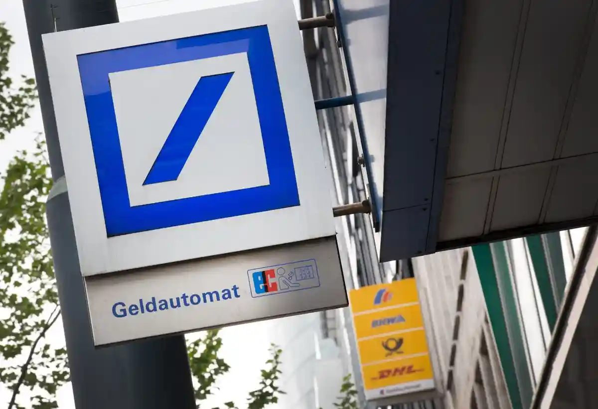 Клиенты Deutsche Bank пострадали от утечки данных