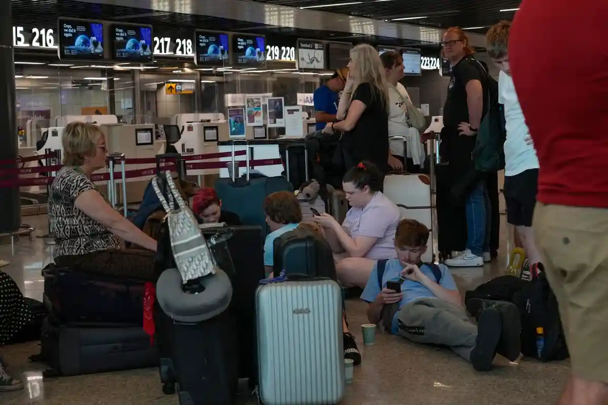 Забастовка в аэропортах Италии: отменена тысяча рейсов