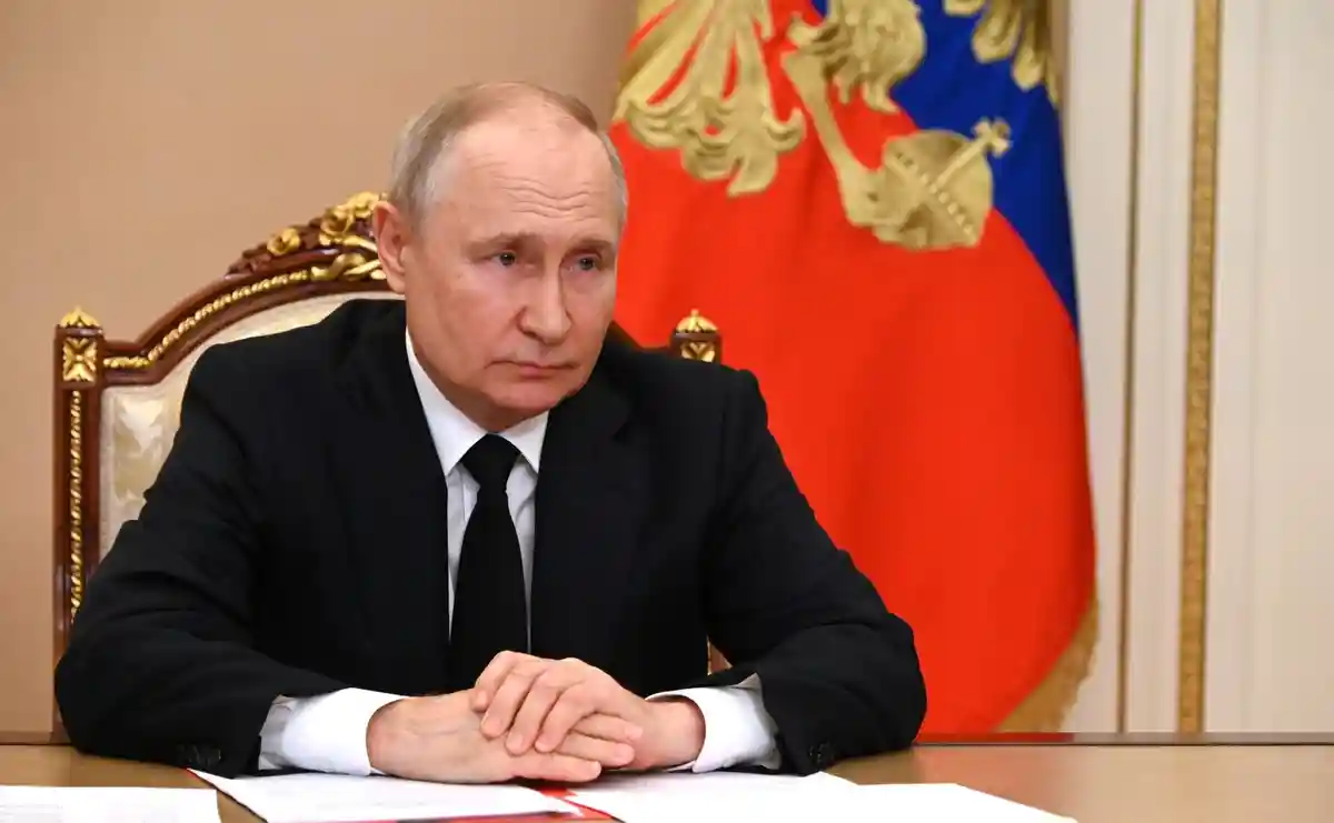 Путин подписал закон о запрете смены пола в России